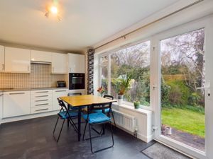 Kitchen - click for photo gallery